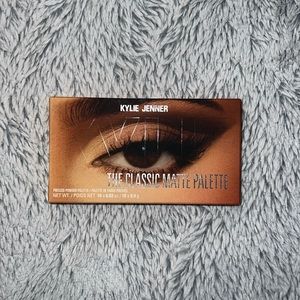 The Classic Matte Palette - Kylie Cosmetics
